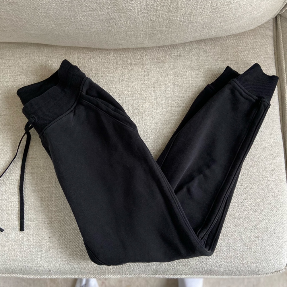 Black lululemon Joggers